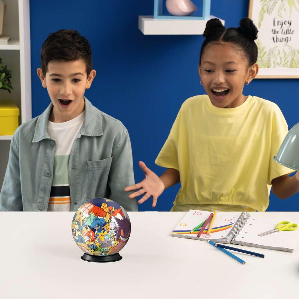 Ravensburger - Puzzle 3D Ball - Pokémon - A partir de 6 ans - 72 pièces numérotées à assembler sans colle - Support inclus - Diamètre : 13 cm - 11785