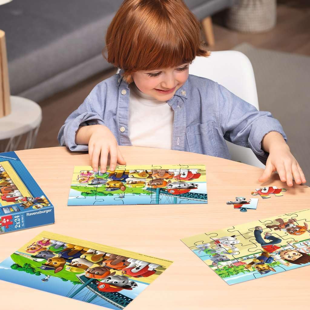 Ravensburger - Puzzle Enfant - Lot de 2 puzzles 24 pièces - Chiens héroïques / Pat'Patrouille - Fille ou garçon dès 4 ans - Puzzle de qualité supérieure - 2 posters à taille réelle - 09064
