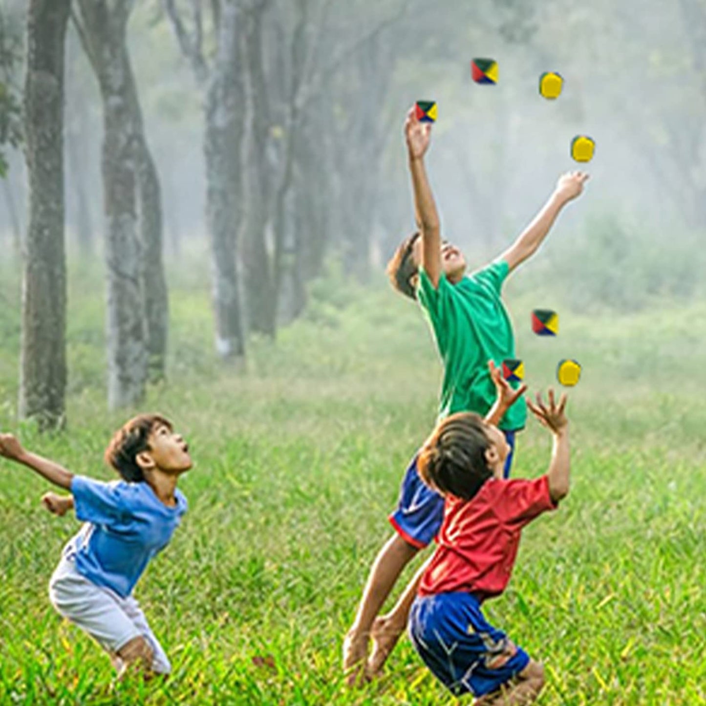 Coriver 15Pcs Ensemble de Balles de Jonglage, Jeux de Balle pour Enfants Jeux de Balle de Cirque Clown Boules de Jongle Colorées pour Adultes Enfants Débutants Jouet de Plein Air avec sac de rangement