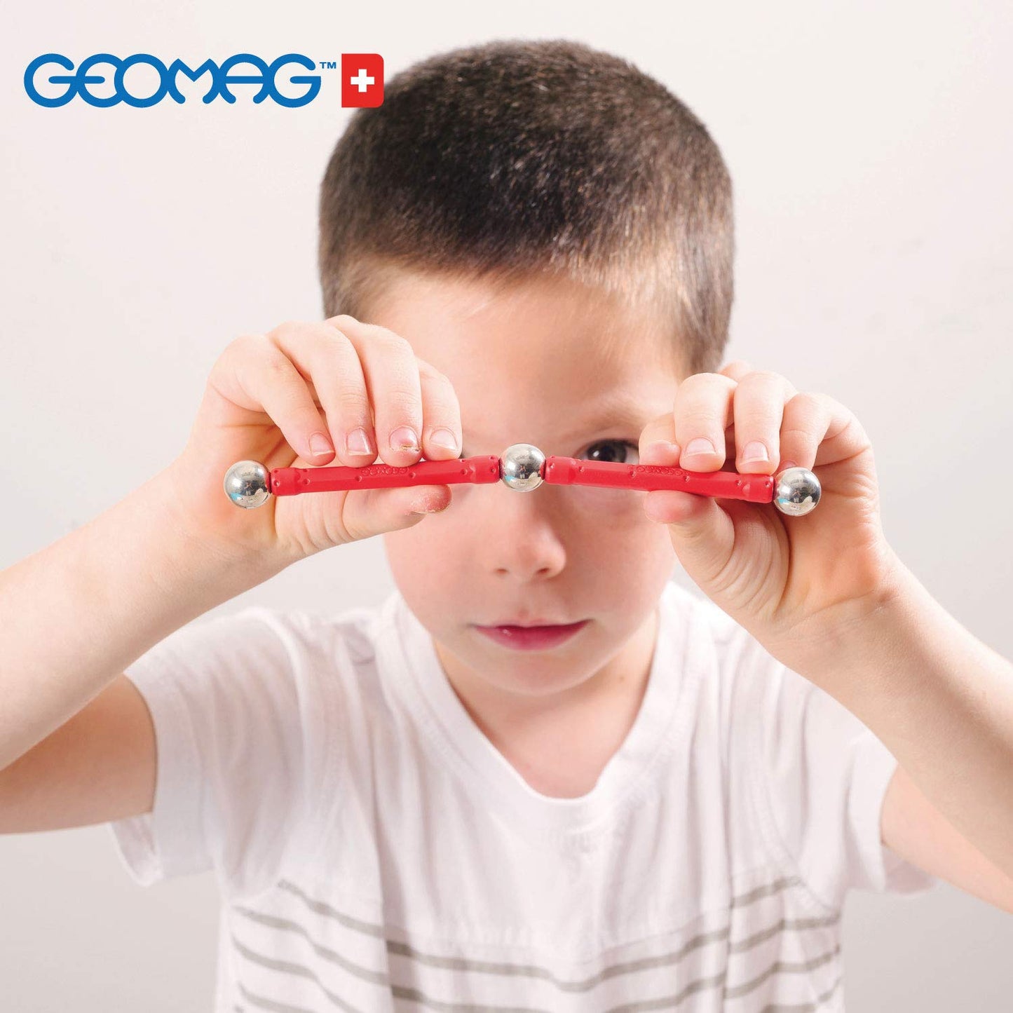 GEOMAG - CLASSIC GLITTER 30 Pièces - Jeu Construction Magnétique Pailleté pour Enfants dès 3-4 Ans- Fabrication Suisse - 13 Tiges Colorées à Paillettes, 16 Billes, 1 Base Construction -Jeux Aimanté
