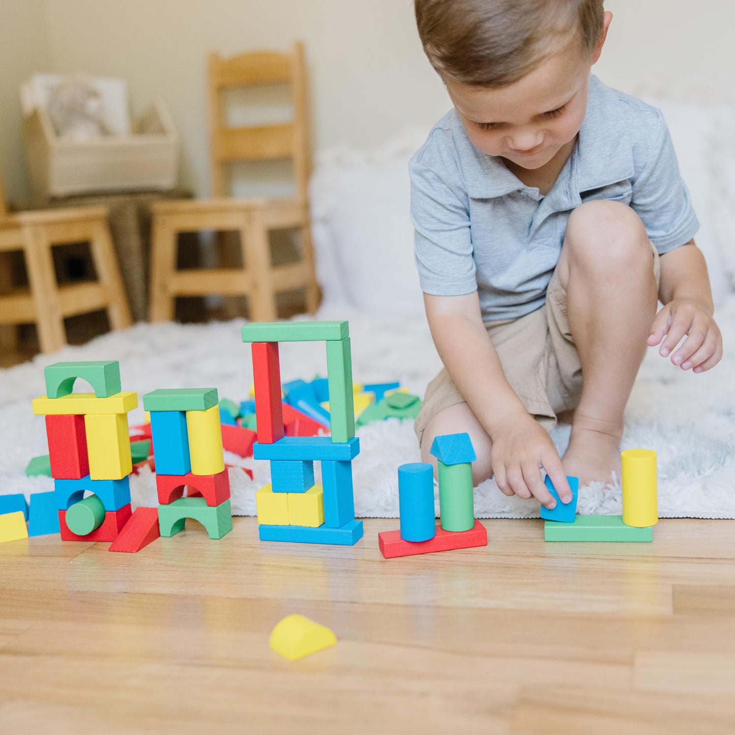 Melissa & Doug Blocs de Construction en Bois, Jouet Éducatif pour les Enfants, 100 Blocs Colorés de Formes et Tailles Différentes, Jeux d'éveil, Cadeau pour garçons et filles de 3 4 5 6 7 ans