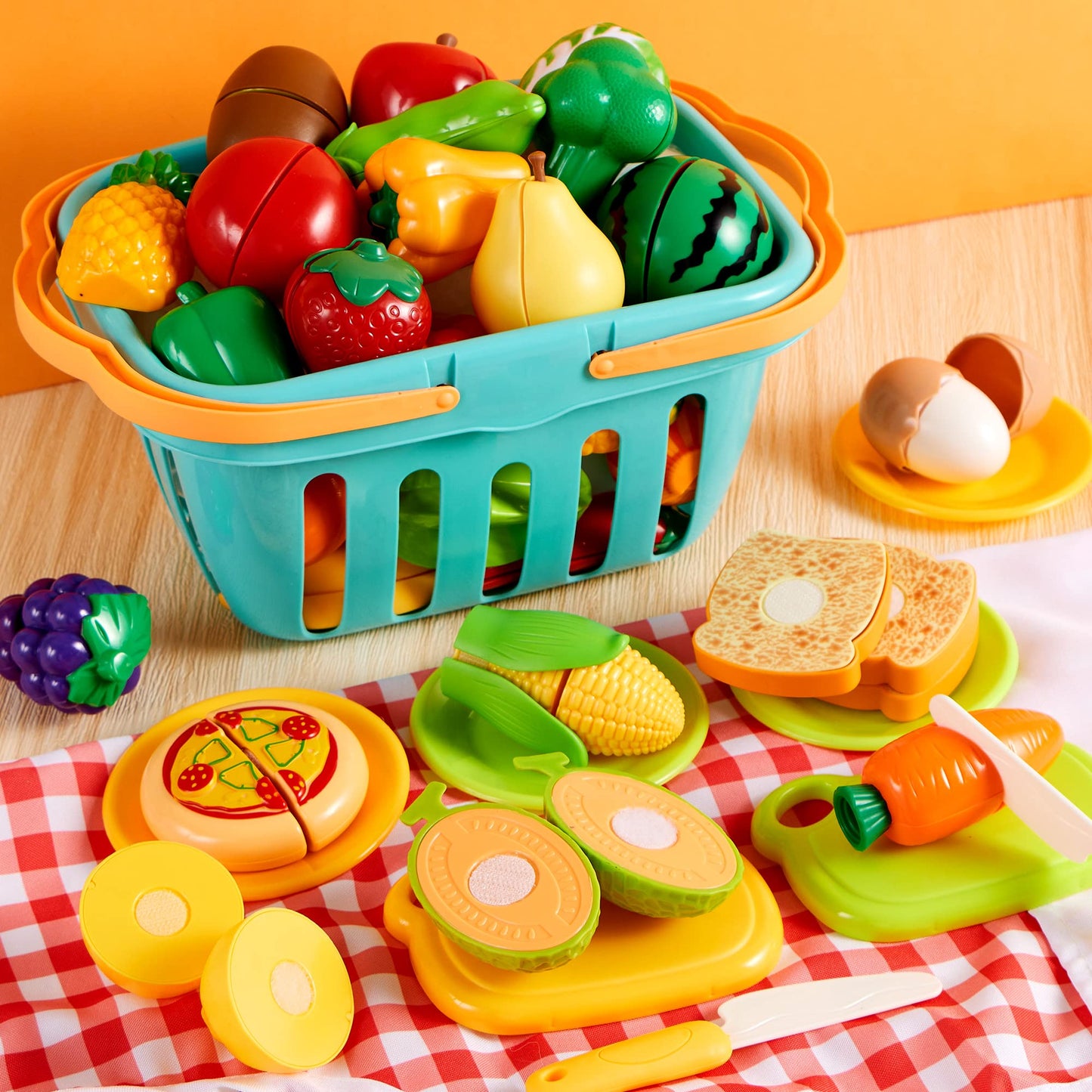 JOYIN Lot de 68 Jouets Alimentaires à découper pour la Cuisine des Tout-Petits, Faux Aliments pour la Cuisine, Comprend des Fruits et légumes en Plastique, des Cadeaux pour Tout-Petits