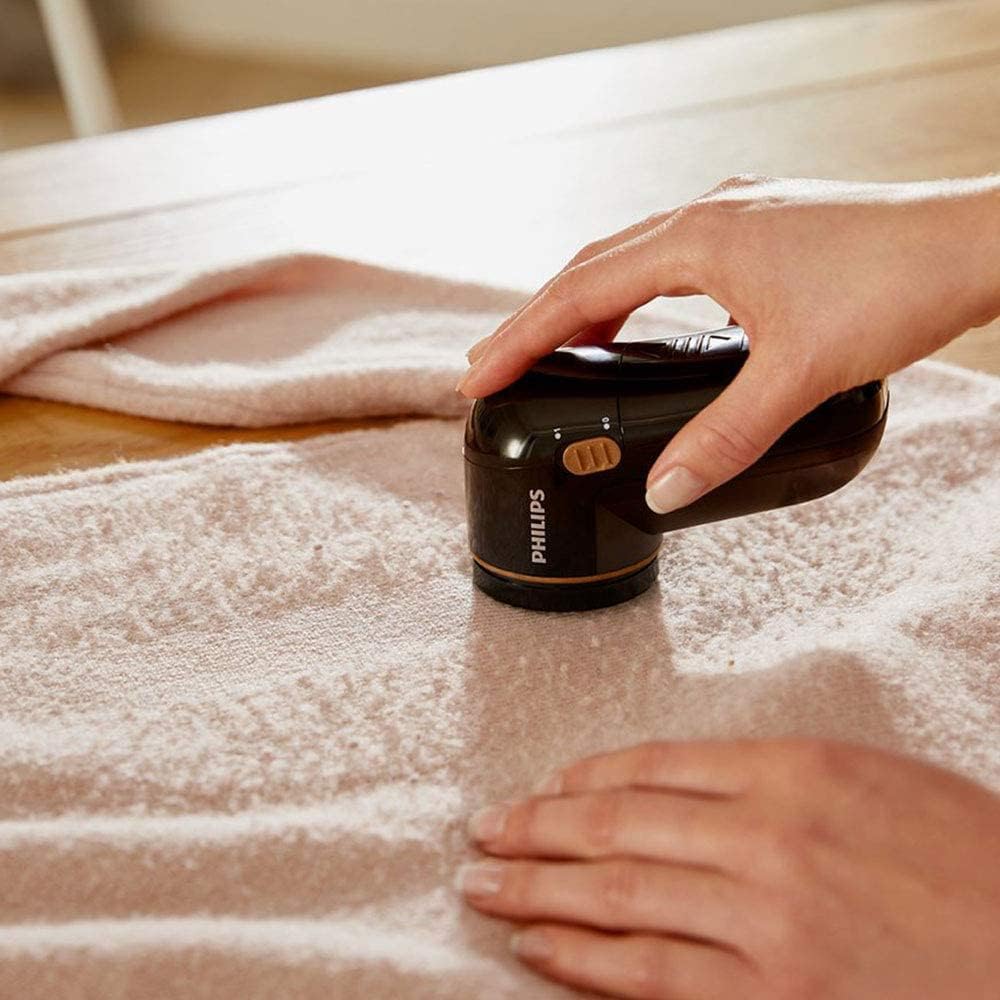 Philips GC026/80 Rasoir Anti-Bouloche et Anti-Peluche - Noir et Or