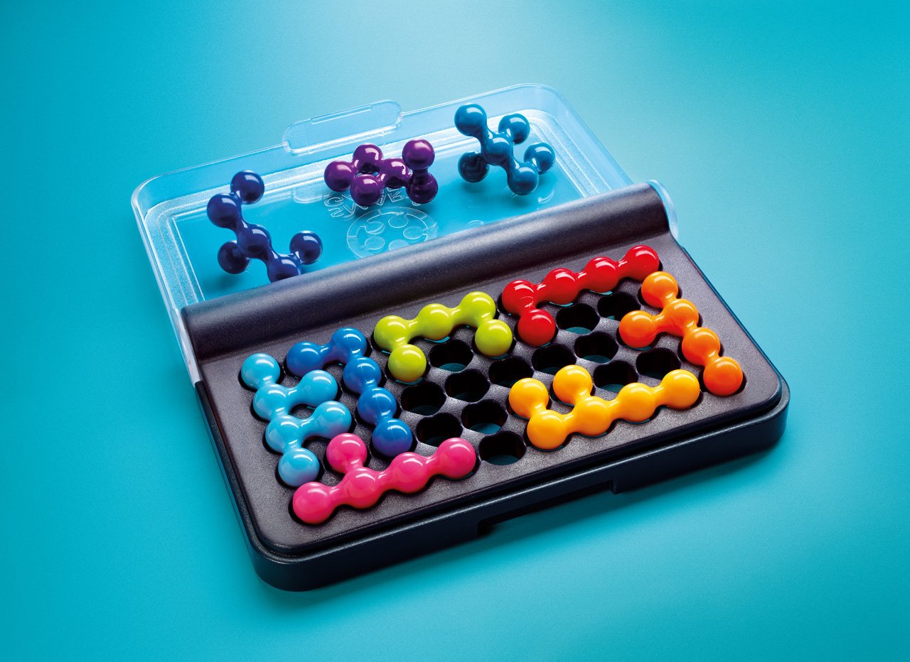 SmartGames - IQ Fit - Jeu Casse Tête - Jeu de Réflexion - 120 Défis - 2D et 3D - Niveau Facile à Expert - Encastre les Pièces Correctement - 1 Joueur - A Partir de 6 Ans