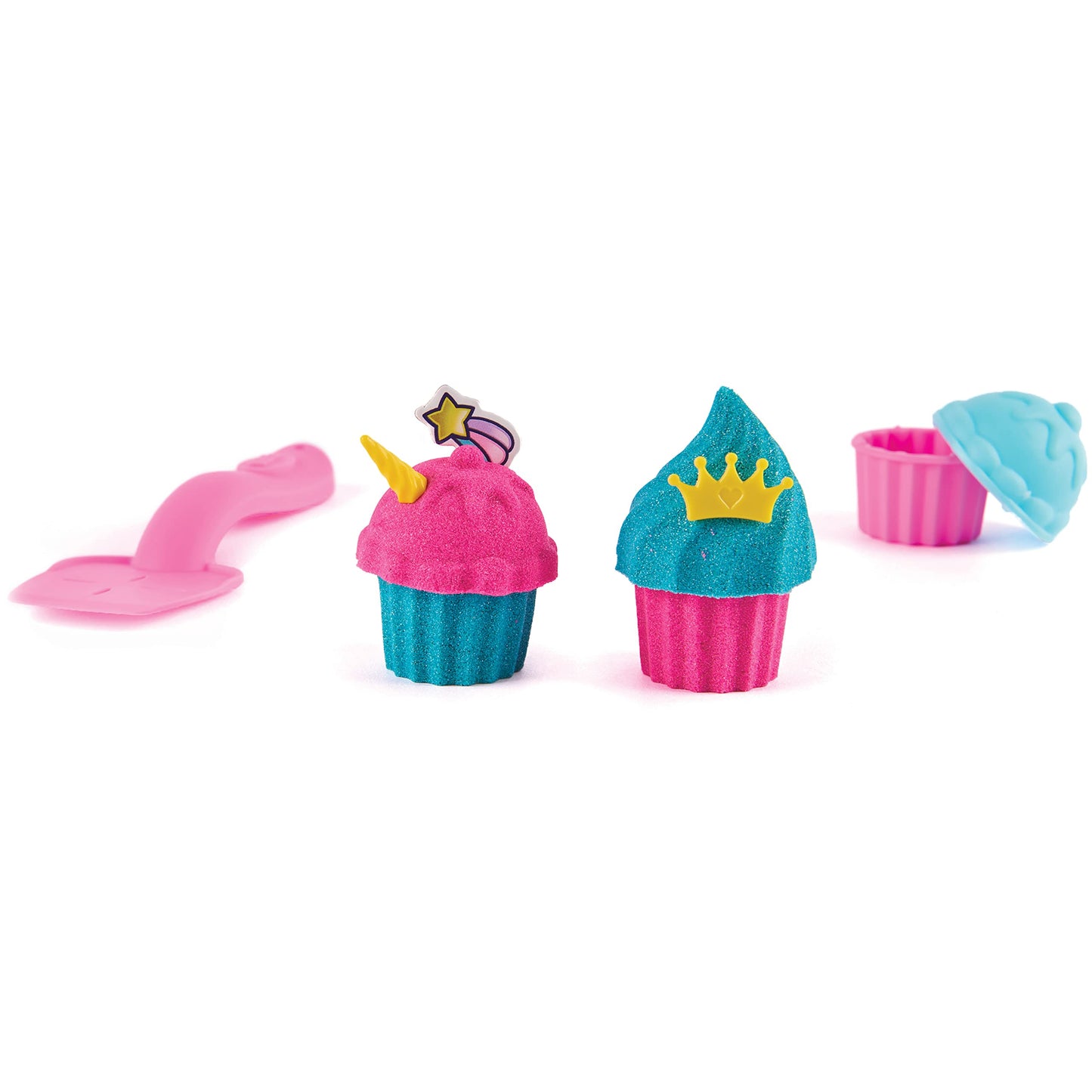 Kinetic Sand Sable Magique - Coffret Patisserie Licorne 453 G - Créations Thème Féérique Licorne - Moules Outils Accessoires - Alternative Pâte À Modeler - Jouet Enfant 3 Ans Et + - Loisirs Créatifs